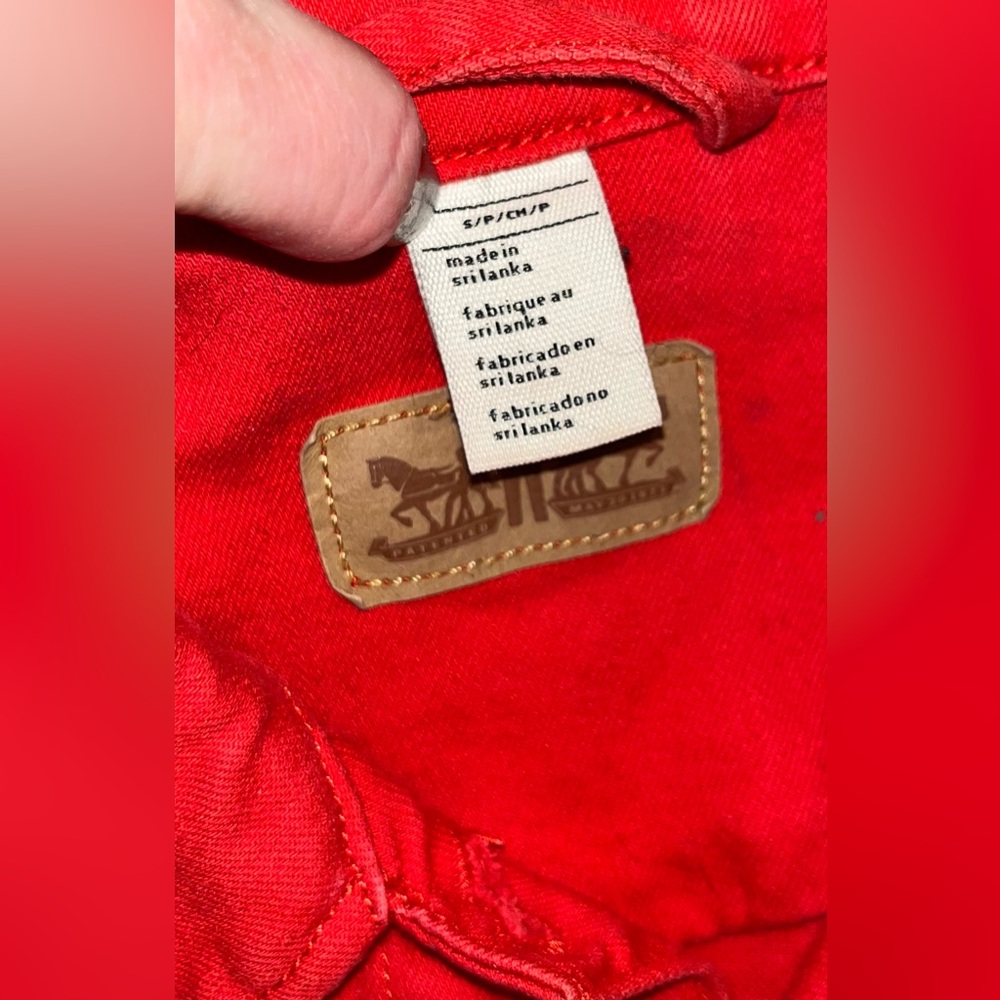 LEVIS Red Denim Jacket SZ s - Picture 4 of 10